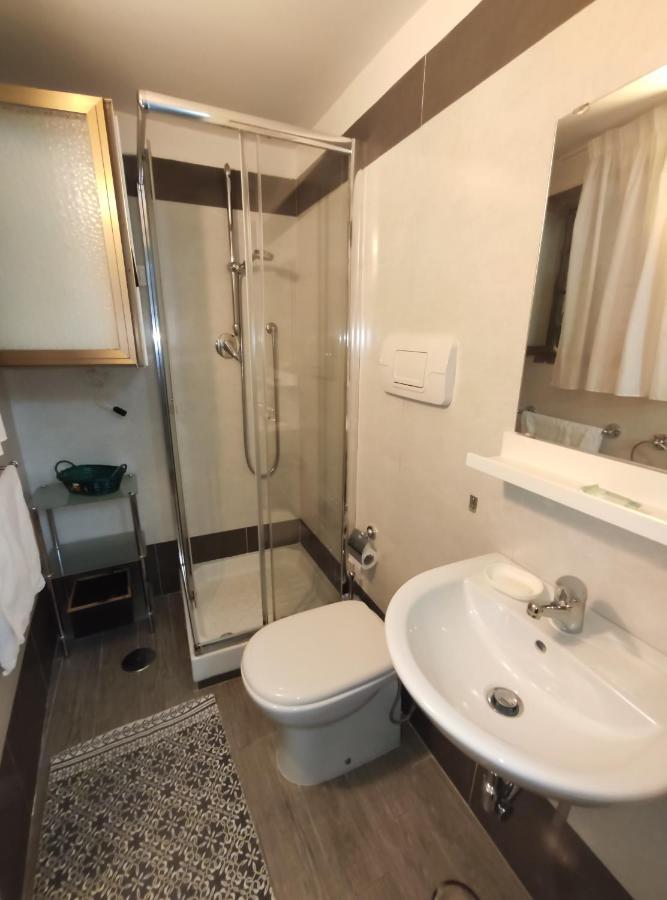 Casa Vacanze Angelica Salerno Zewnętrze zdjęcie